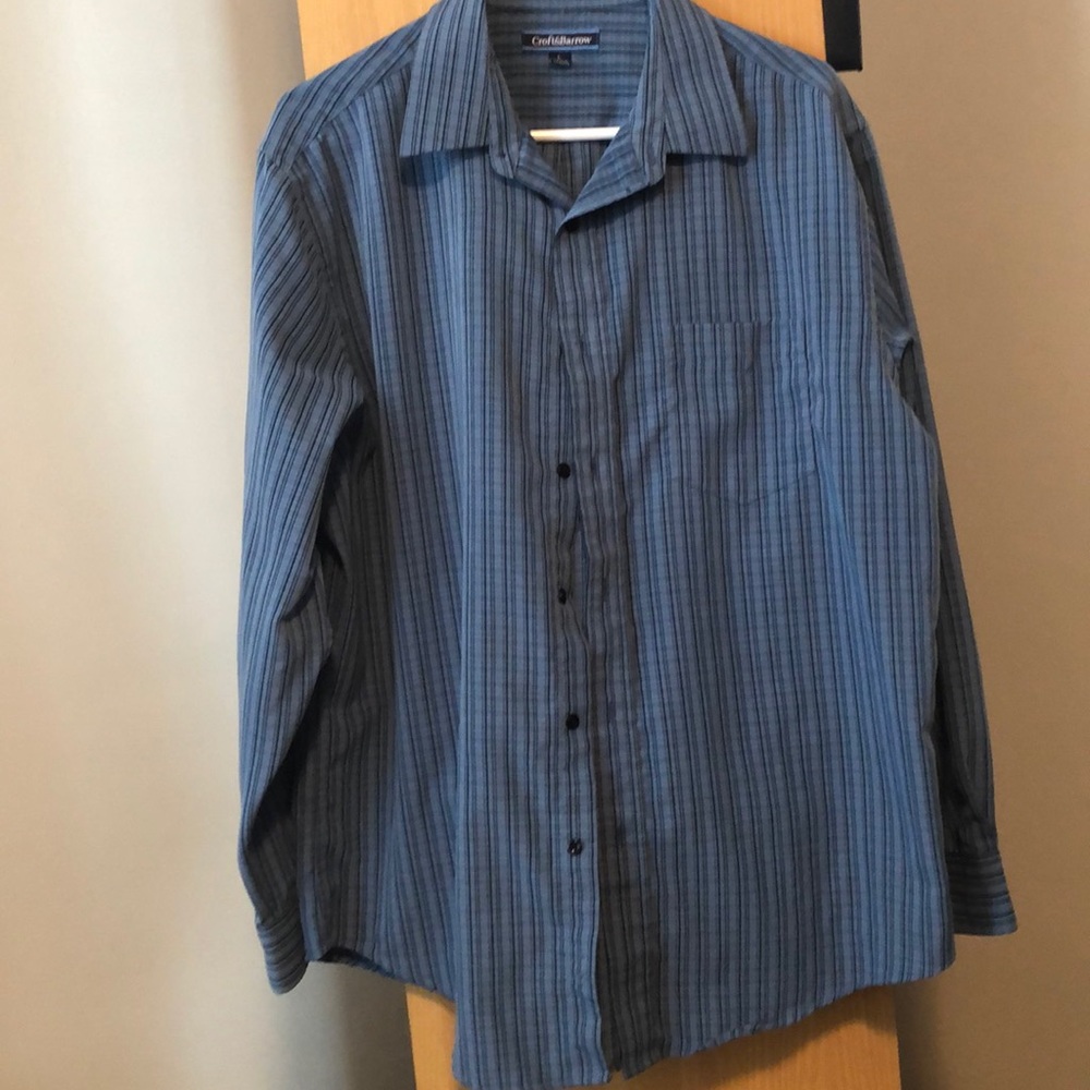 Button Down Like New - image 1